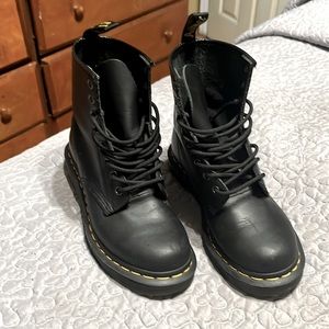 Women’s Dr Marten
